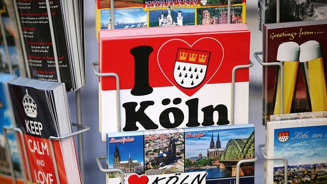 Es gibt sie auch im digitalen Zeitalter noch: die gute, alte Postkarte.