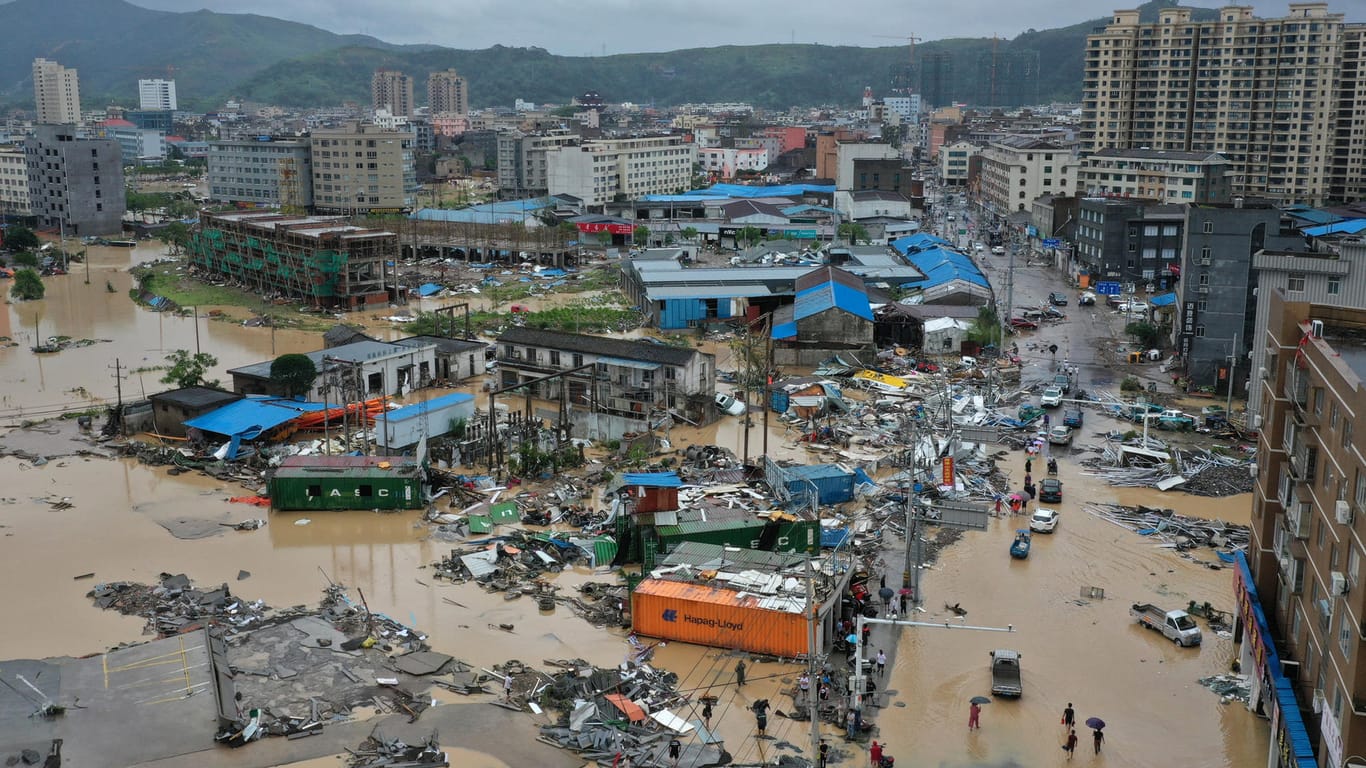 Totales Chaos in der chinesischen Provinz Dajing: Der Taifun wütete über Japan, Taiwan und China.