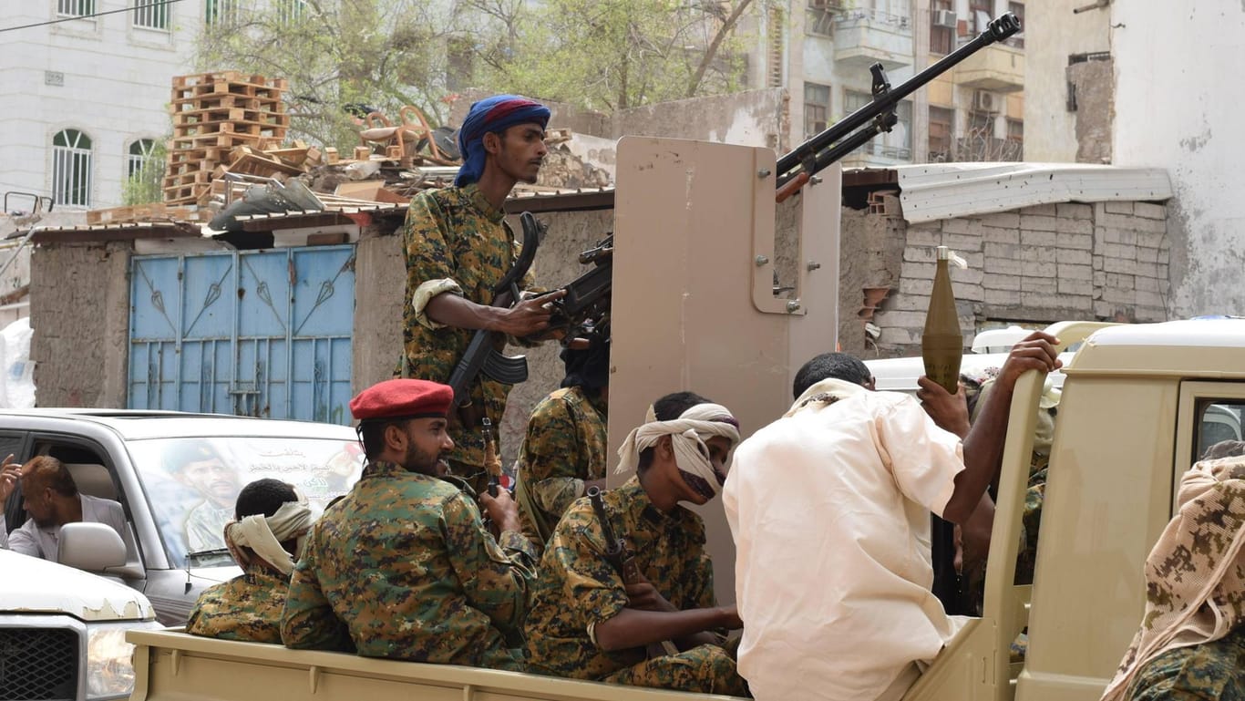 STC-Soldaten in Aden: Die Eroberung des Präsidentenpalastes in der Stadt ist offenbar auf keinen Widerstand gestoßen.
