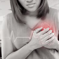 Eine instabile Angina Pectoris kann der Vorbote eines Herzinfarkts sein.