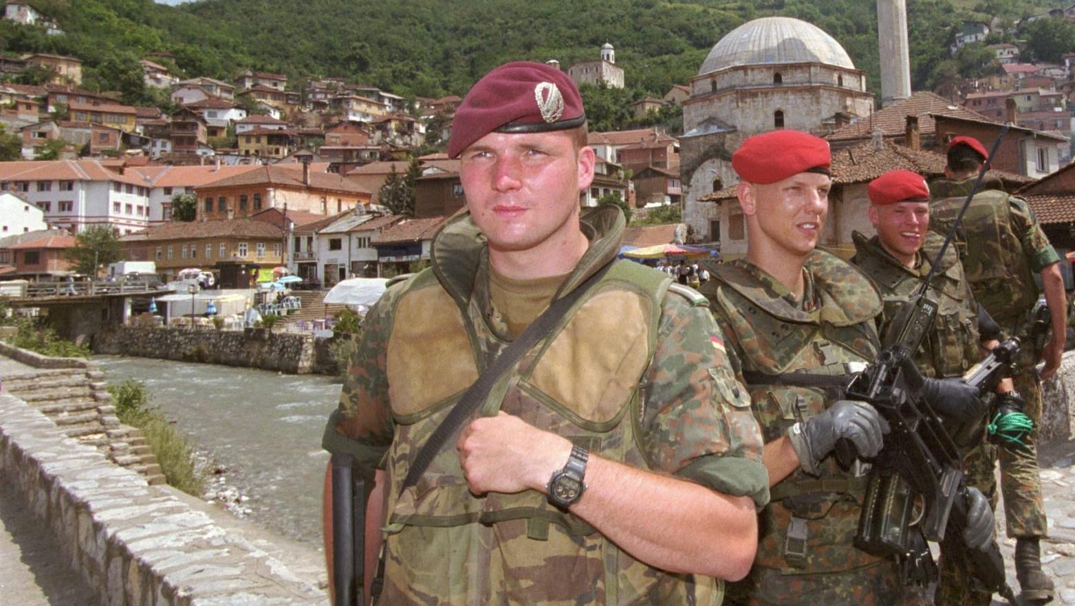 Deutsche Soldaten in Prizren im Kosovo: Wurden Einsatzkräfte der Bundeswehr durch Uranmunition krank?