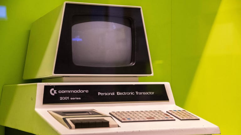 Der erste Heimcomputer von Commodore, der betriebsbereit geliefert wurde.