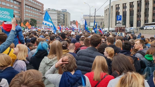 Die Kundgebung auf dem Sacharow-Prospekt in der russischen Hauptstadt am vergangenen Wochenende war die größte seit vielen Jahren. Die Kundgebung auf dem Sacharow-Prospekt in der russischen Hauptstadt am vergangenen Wochenende war die größte seit vielen Jahren.
