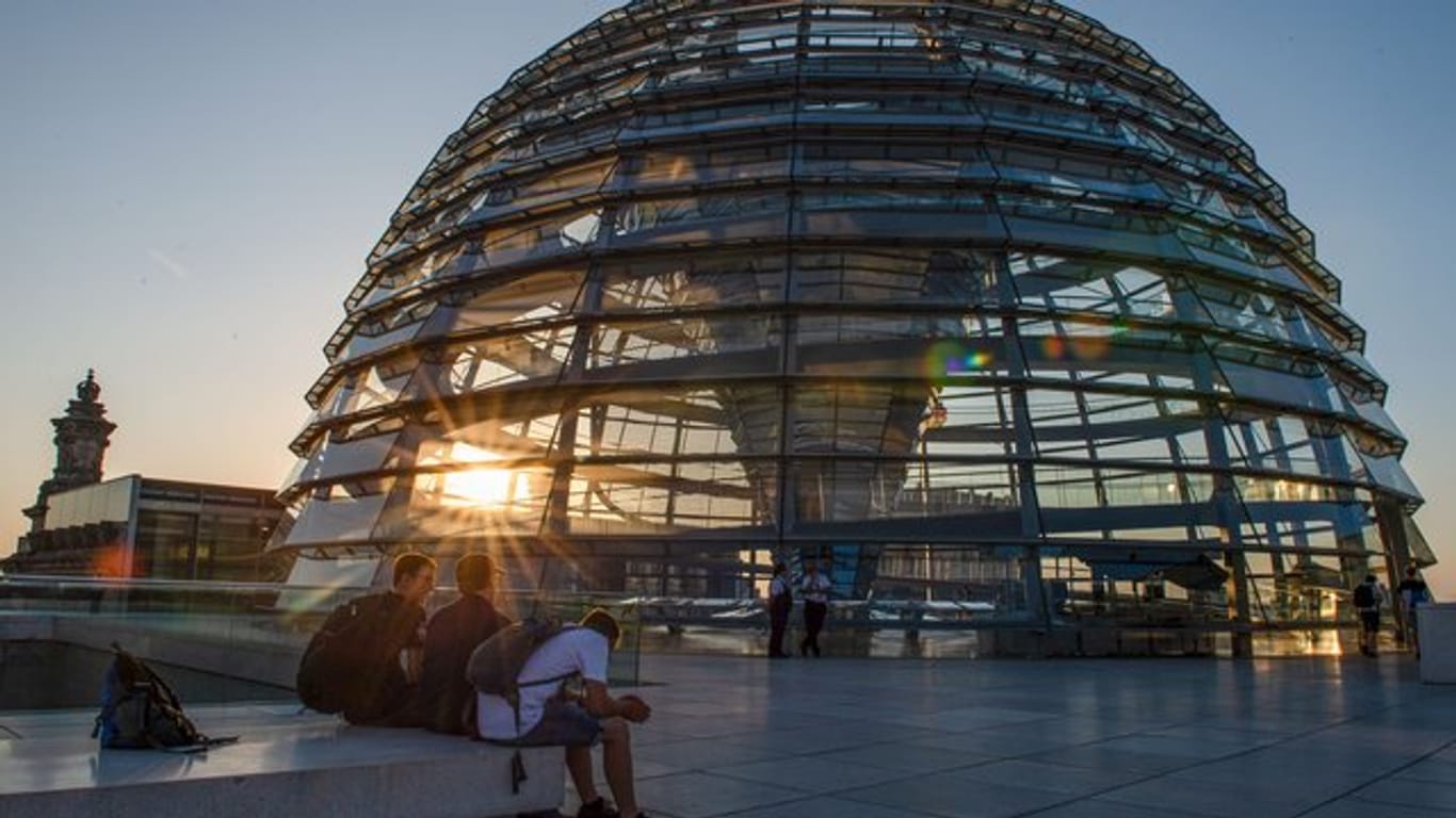 Der Europarat fordert klarere Regeln gegen Korruption und Bestechung von Abgeordneten des Bundestags.