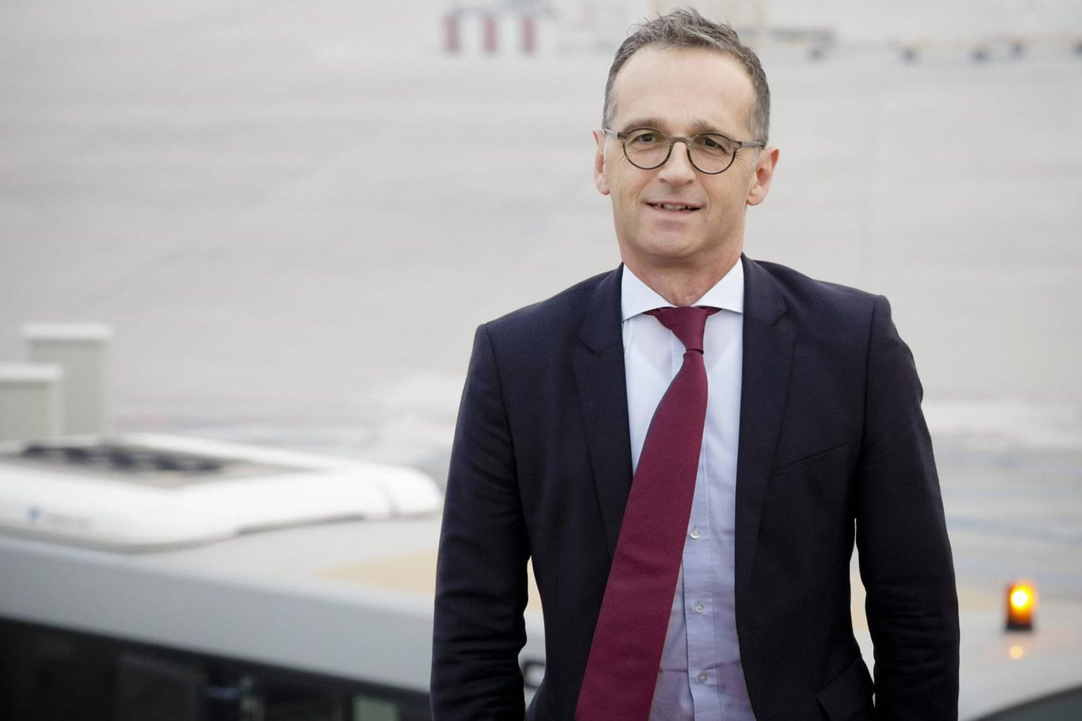 Der Bundesaußenminister ist viel auf Reisen: Erneut hat ein defekter Luftwaffen-Airbus Heiko Maas einen Strich durch die Rechnung gemacht. Seine Reise nach New York musste er in einem Ersatzflieger antreten.