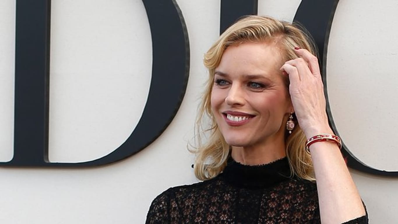 Eva Herzigova fasst den Begriff des "Supermodels" sehr weit.