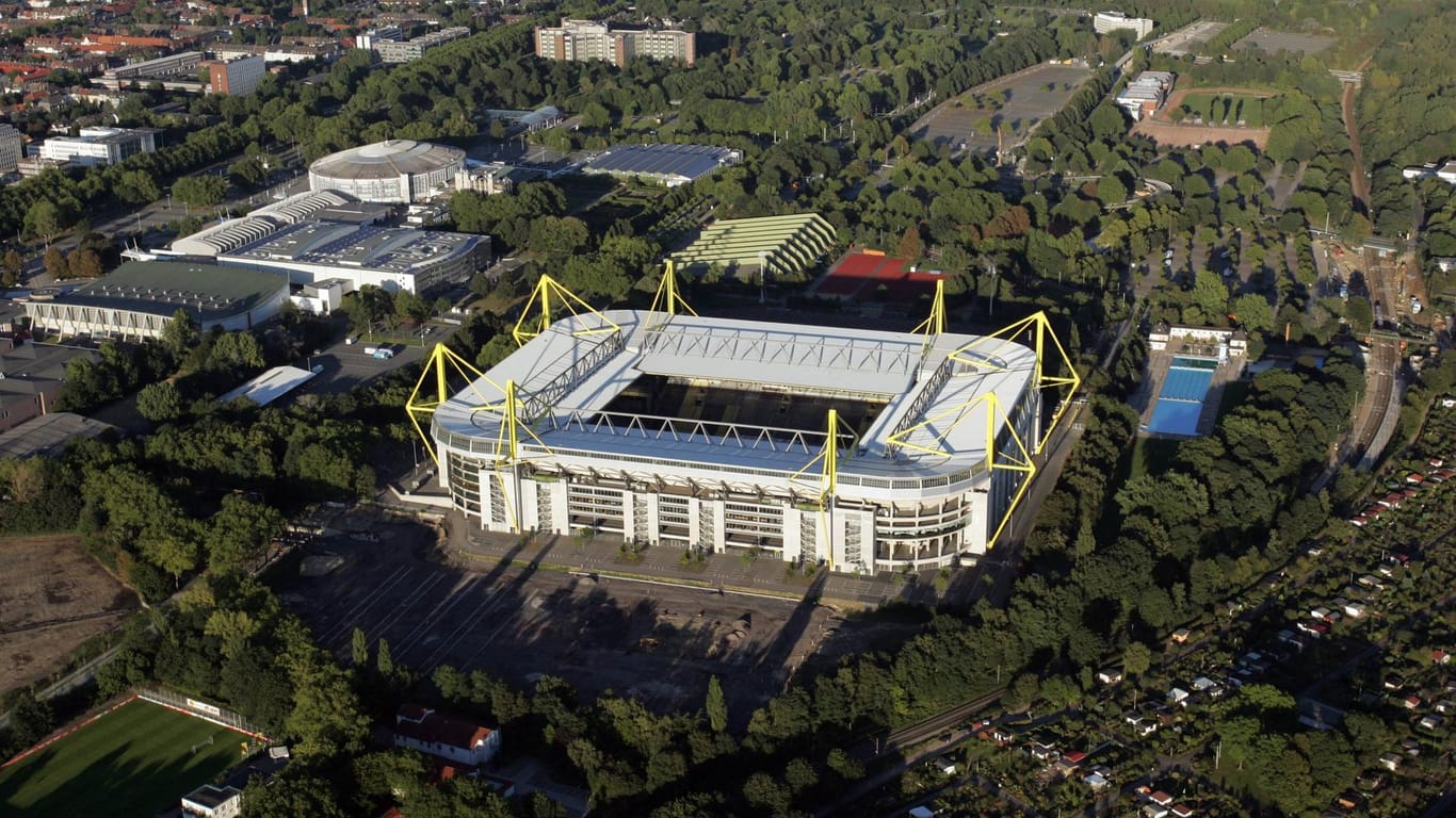 Luftaufnahme des Signal Iduna Parks: Das Stadion ist das Wahrzeichen der Borussen.