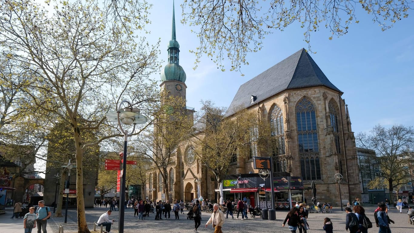 St. Reinoldi in Dortmund: Die Reinoldikirche ist eine evangelische Stadtkirche .