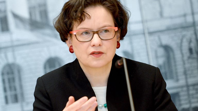 Berliner Datenschutzbeauftragte Maja Smoltczyk: Das Land Berlin bereitet erstmals eine Datenschutzstrafe in Millionenhöhe vor.