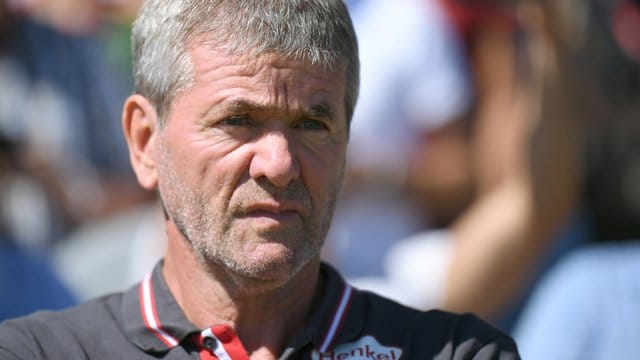 Düsseldorfs Trainer Friedhelm Funkel würde Clemens Tönnies verzeihen.
