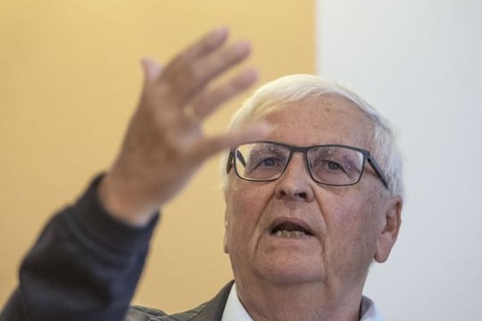 Theo Zwanziger wehrt sich gegen die Anklage der Schweizer Bundesanwaltschaft.