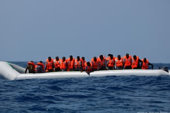 Migranten auf dem Mittelmeer: Die illegalen Einreisen in die EU haben zugenommen.