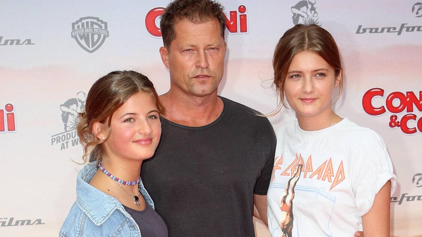 Til Schweiger im Jahr 2016 mit seinen Töchtern Emma und Lilli.