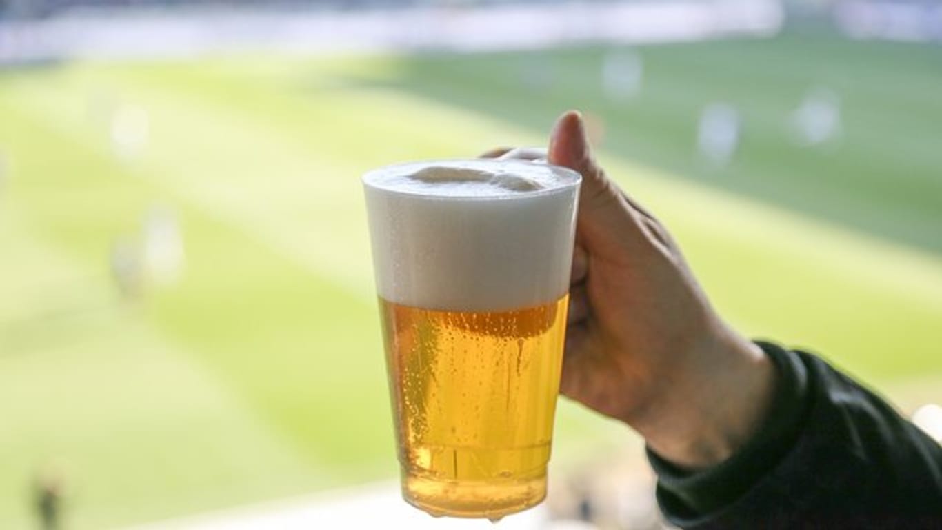 Der DFB sucht einen neuen Bier-Sponsor.