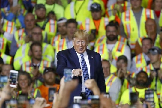 US-Präsident Donald Trump spricht auf der Ethylen-Cracker-Anlage von Shell in Pennsylvania.
