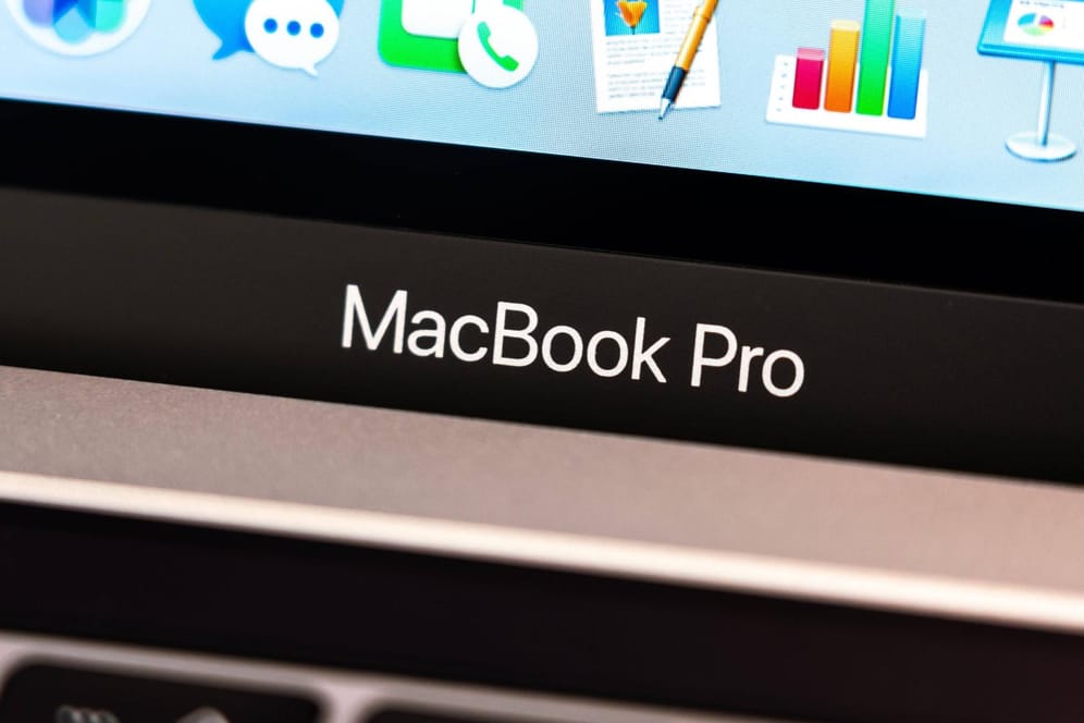 Das Bild zeigt ein MacBook Pro: Es gibt ein folgenreiches Problem mit den Akkus bei manchen Modellen.