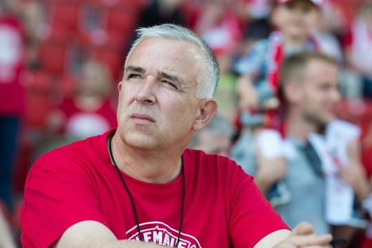 Union-Präsident Dirk Zingler unterstützt den Fan-Protest gegen Leipzig.