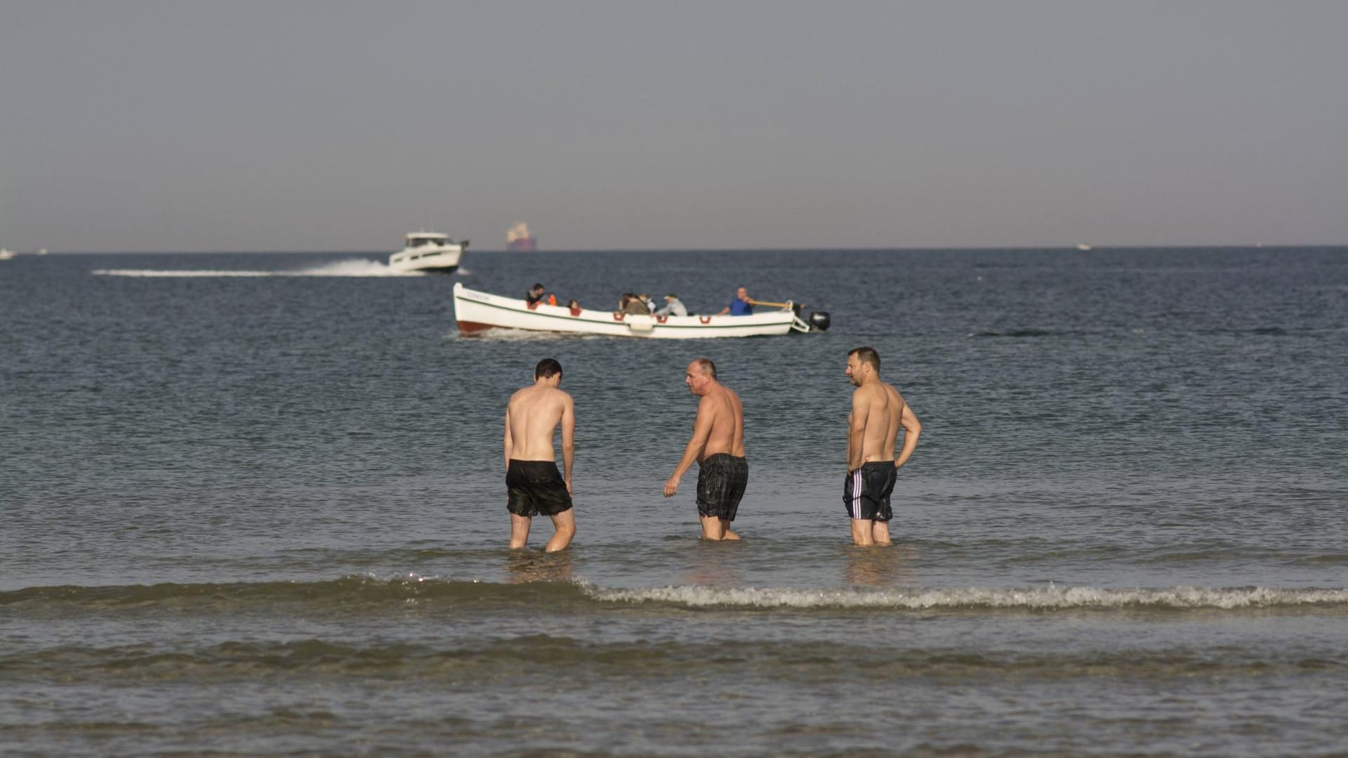 Schwimmer an der Ostsee: Erneut hat sich ein Badegast mit Vibrionen infiziert. (Symbolbild)