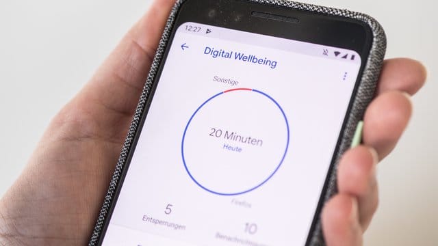 Google hat sein mobiles Betriebssystem Android 9 Pie mit Funktionen zur digitalen Selbstkontrolle ausgestattet. Google hat sein mobiles Betriebssystem Android 9 Pie mit Funktionen zur digitalen Selbstkontrolle ausgestattet.