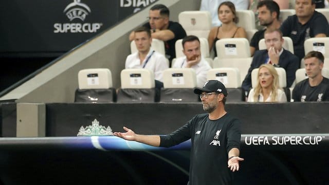 Liverpools Trainer Jürgen Klopp hadert mit der Abseitsregel.