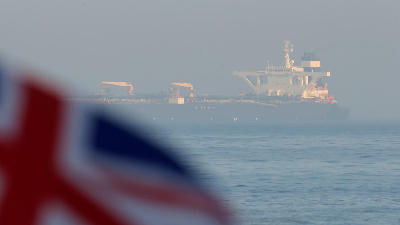 Der iranische Öltanker "Grace 1": Die britische Marine hat den Supertanker Anfang Juli vor Gibraltar festgesetzt. Die USA verhindern nun seine Rückgabe.
