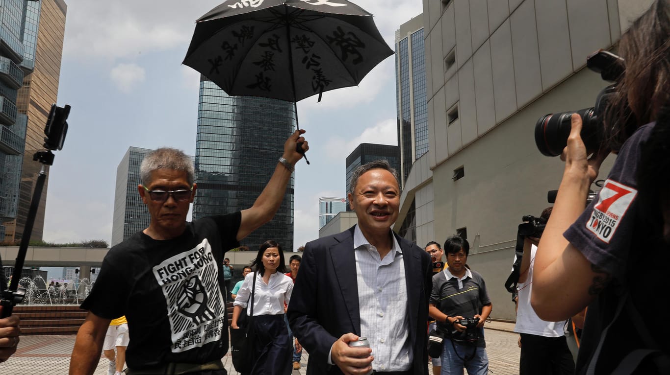 Benny Tai verlässt das Oberste Gericht in Hongkong
