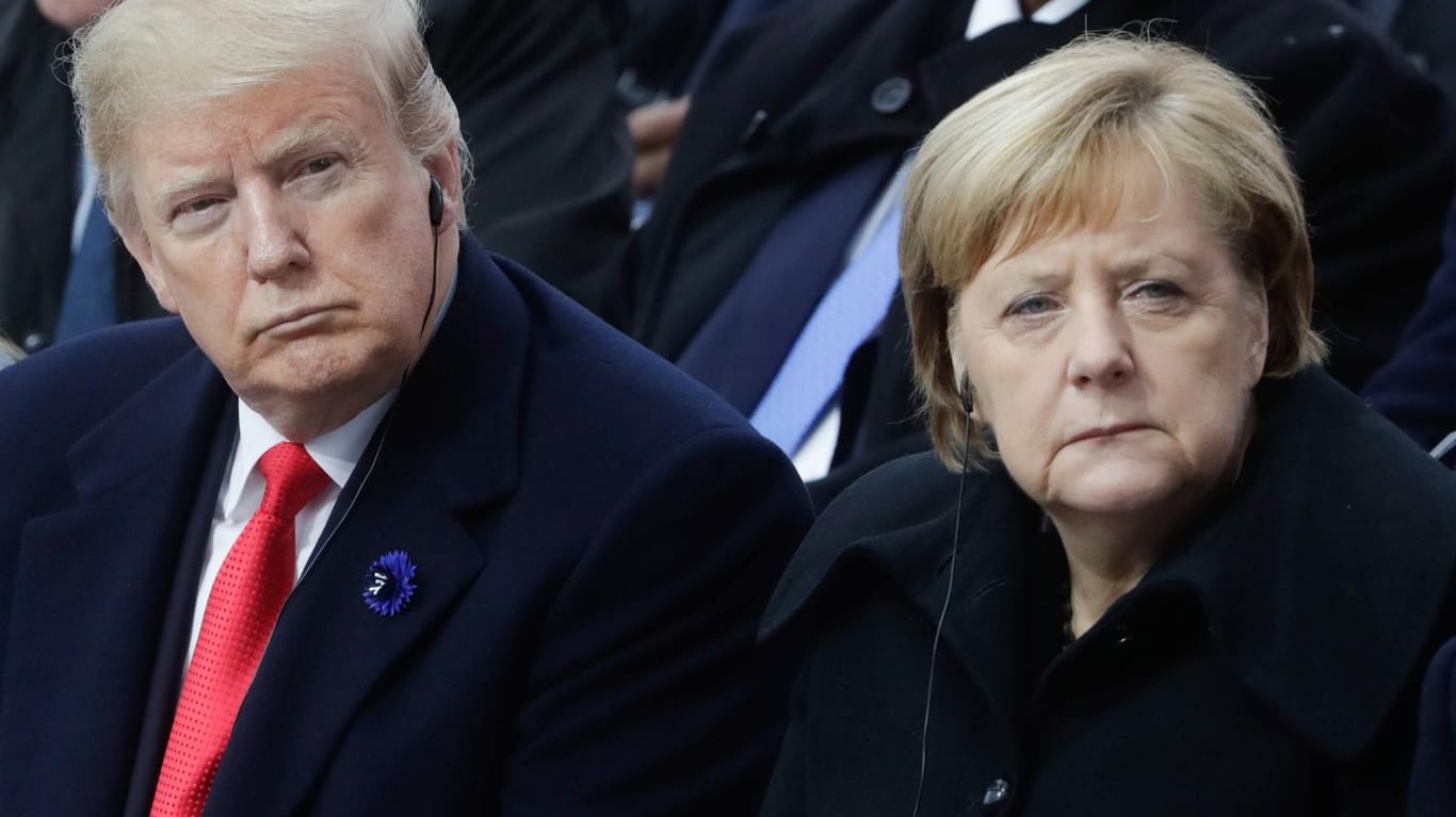 Donald Trump und Angela Merkel bei den Feierlichkeiten zum 100. Jubiläum zum Ende des Ersten Weltkriegs: Der US-Präsident und die deutsche Kanzlerin haben kein gutes Verhältnis. So steht es auch um die Beziehungen zwischen beiden Ländern.