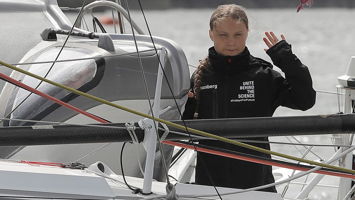 Klimaaktivistin Greta Thunberg beim Start ihrer Reise über den Atlantik.