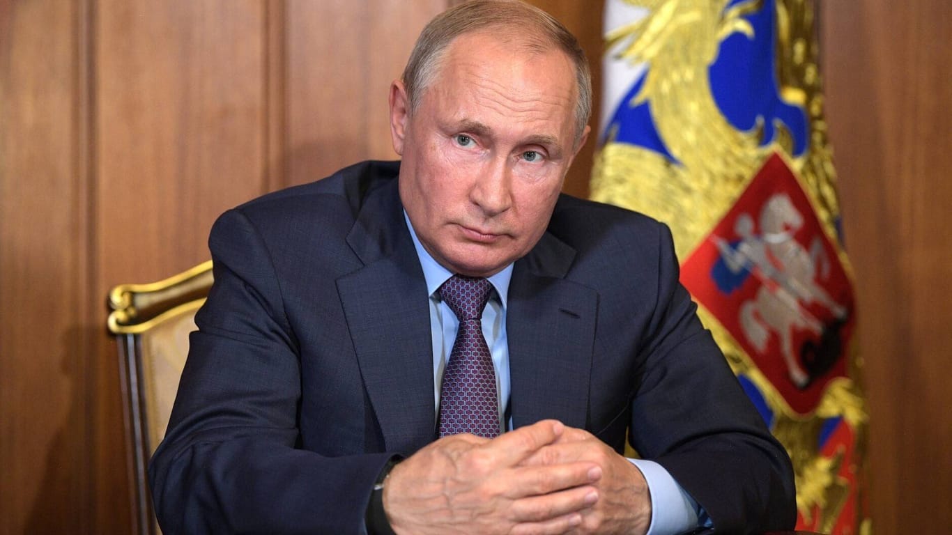Laut dem russischen Präsidenten Putin wurde seine Arbeit durch die Fliegerbombe nicht beeinträchtigt.
