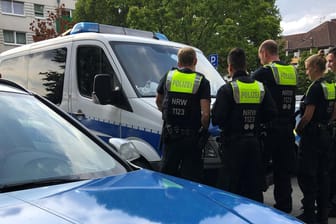 Die Polizei Hagen bei Präsenzkontrollen: Betroffen waren auch Altenhagen und Wehringhausen.