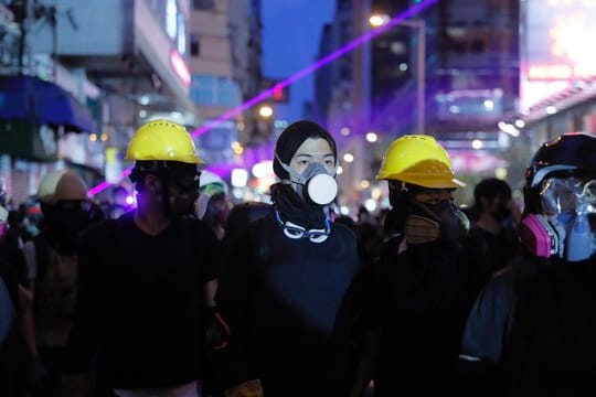 Prodemokratische Demonstranten während eines Protestmarschs in Hongkong.