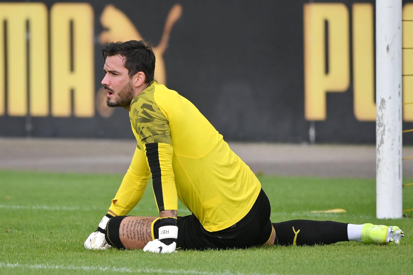 Hat Schmerzen im Bein: BVB-Torwart Roman Bürki.