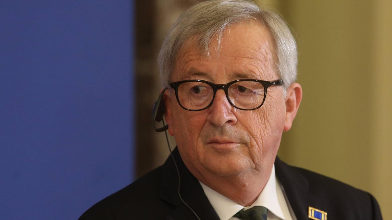 Jean-Claude Juncker muss sich einer dringenden Operation unterziehen.