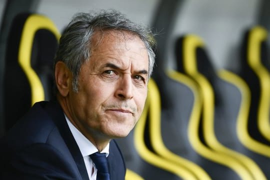 Trainer Marcel Koller konnte seinen FC Basel wegen eines Fahrradunfalls nicht an der Seitenlinie betreuen.