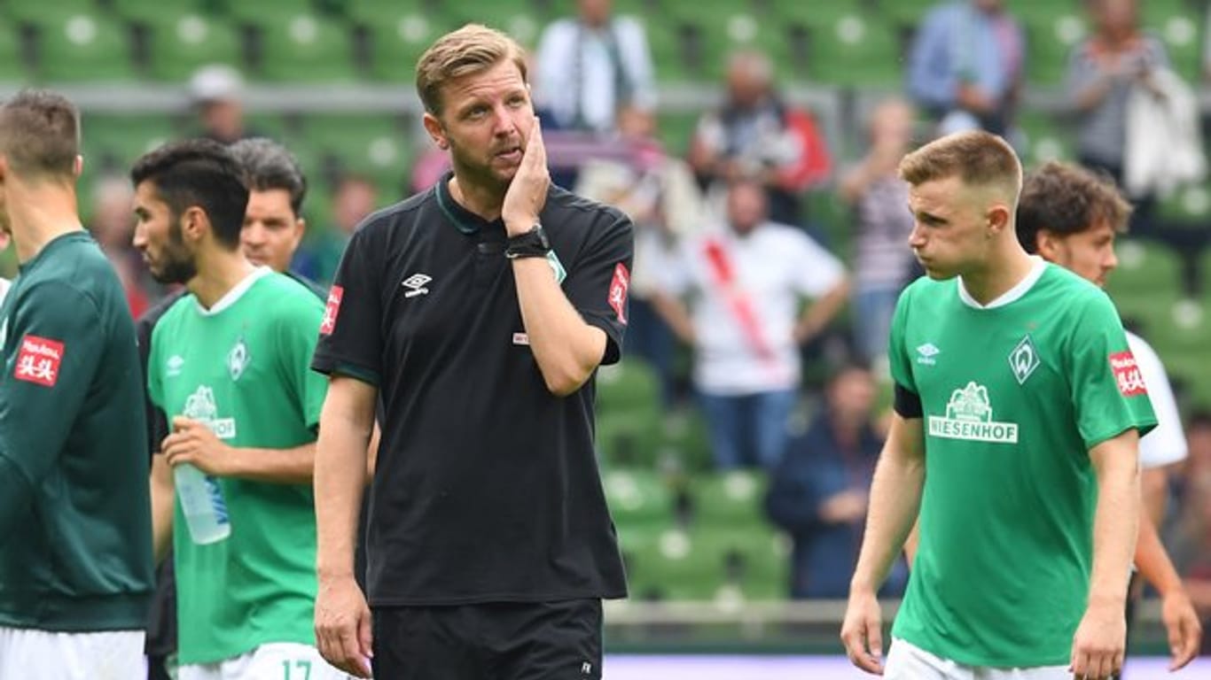 Werder-Trainer Florian Kohfeldt war nach der Niederlage gegen Fortuna Düsseldorf bedient.