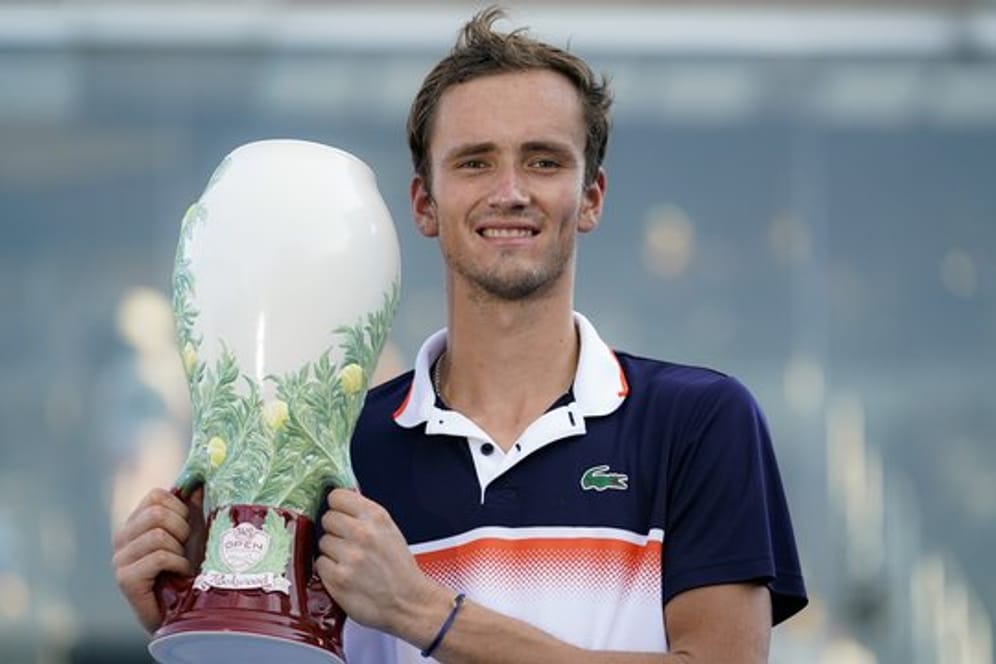 Daniil Medwedew ist stolz auf seine erste Masters-Trophäe.