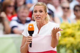 Andrea Kiewel in einer "Fernsehgarten"-Sendung: Das ZDF hat auf den umstrittenen Auftritte des Comedians Luke Mockridge in der Sendung reagiert.