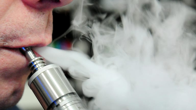 E-Zigarette: In den USA wird der Zusammenhang zwischen einer Lungenkrankheit und dem Dampfer geprüft.