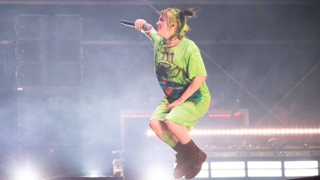 Billie Eilish war der Top-Act beim "MS Dockville"-Festival in Hamburg-Wilhelmsburg. Billie Eilish war der Top-Act beim "MS Dockville"-Festival in Hamburg-Wilhelmsburg.