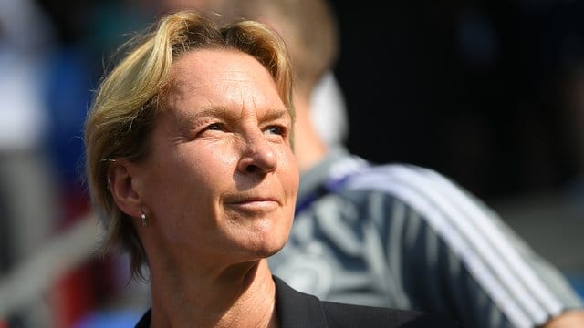 Martina Voss-Tecklenburg ist die Trainerin der deutschen Frauen-Nationalmannschaft. Martina Voss-Tecklenburg ist die Trainerin der deutschen Frauen-Nationalmannschaft.