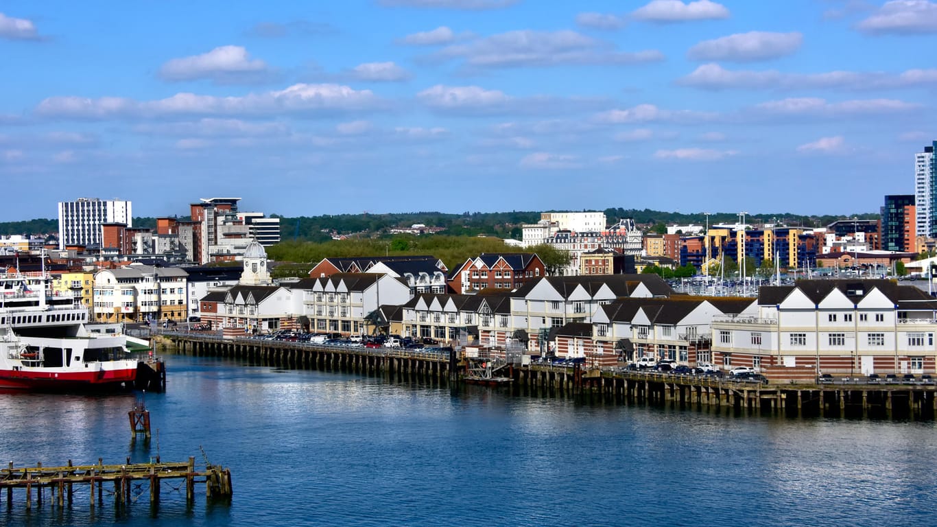 Southampton: Der traditionsreiche Hafen liegt im Süden Englands und ist deshalb von Deutschland vergleichsweise schnell zu erreichen.