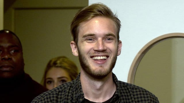 PewDiePie, YouTube-Star aus Schweden, hat geheiratet.