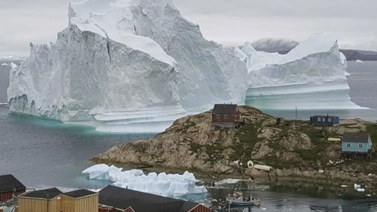 Nicht zu verkaufen - noch nicht einmal an Donald Trump: Eisberg vor der grönländischen Küste.