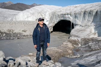 Außenminister Maas (SPD) besichtigt einen Gletscher bei Pond Inlet, in der kanadischen Arktis: Die Erderwärmung ist hier zwei bis drei Mal so stark wie in anderen Weltregionen.