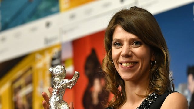 Für ihren Film "Systemsprenger" hat Nora Fingscheidt auf der Berlinale den Silbernen Bären (Alfred Bauer Preis) bekommen.