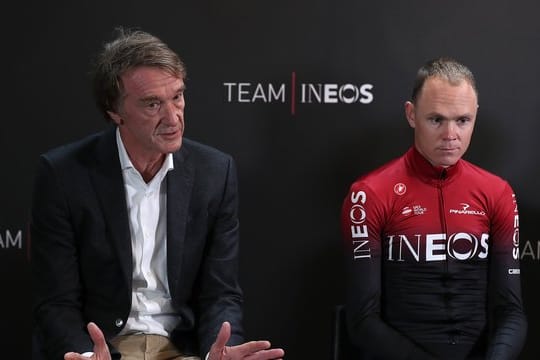 Steigt nun auch im französischen Fußball ein: Milliardär Jim Ratcliffe (l).