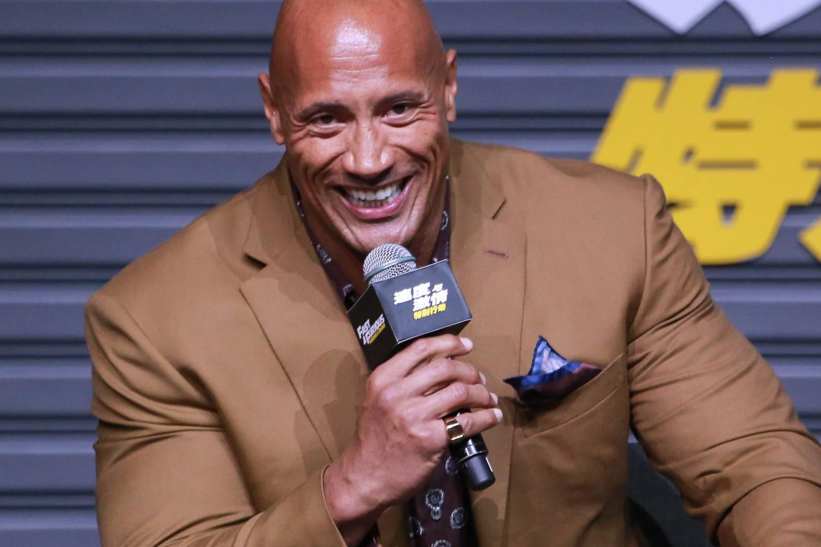 Dwayne Johnson: Der ehemalige Wrestling-Star verdient als Schauspieler am meisten.