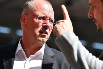 Thomas Röttgermann: Fortuna Düsseldorfs Vorstandsvorsitzender übt Kritik an seinem Schalker Kollegen Clemens Tönnies.