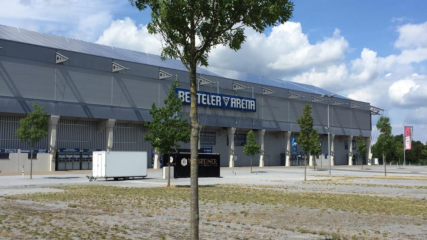 Umfasst in der Bundesliga bald rund 18.000 Plätze: Die Benteler Arena in Paderborn.