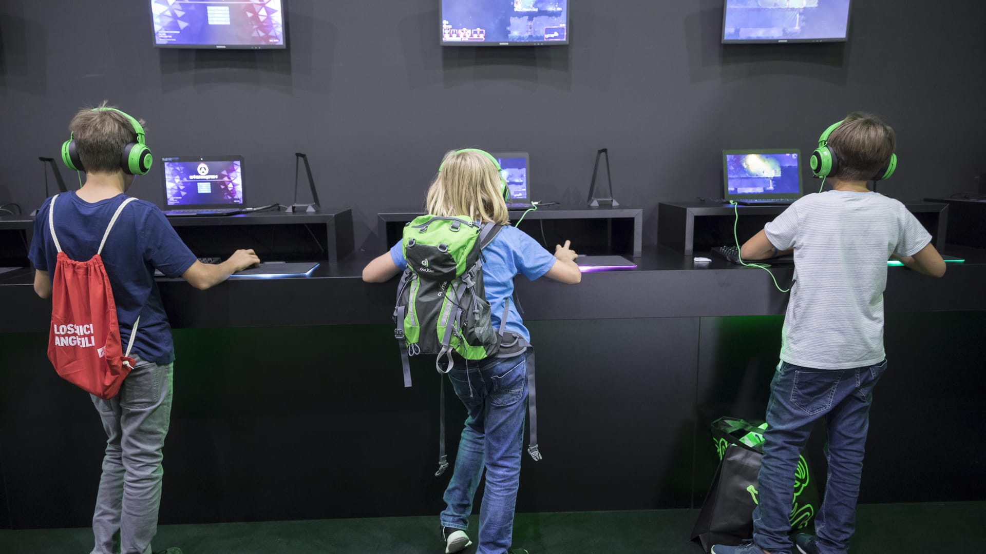 Kinder spielen "Fortnite": Wer sich für das Hobby seiner Kinder interessiert, muss sich damit auseinandersetzen - auch wenn es Zeit kostet.